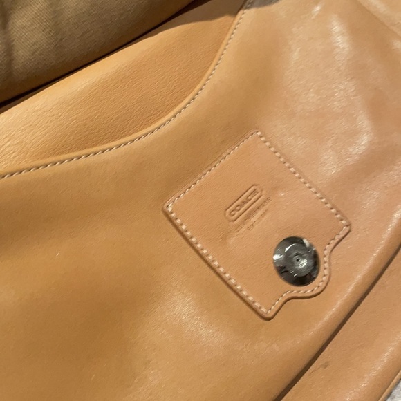 Coach Leather shoulder Bag - Picture 14 of 15